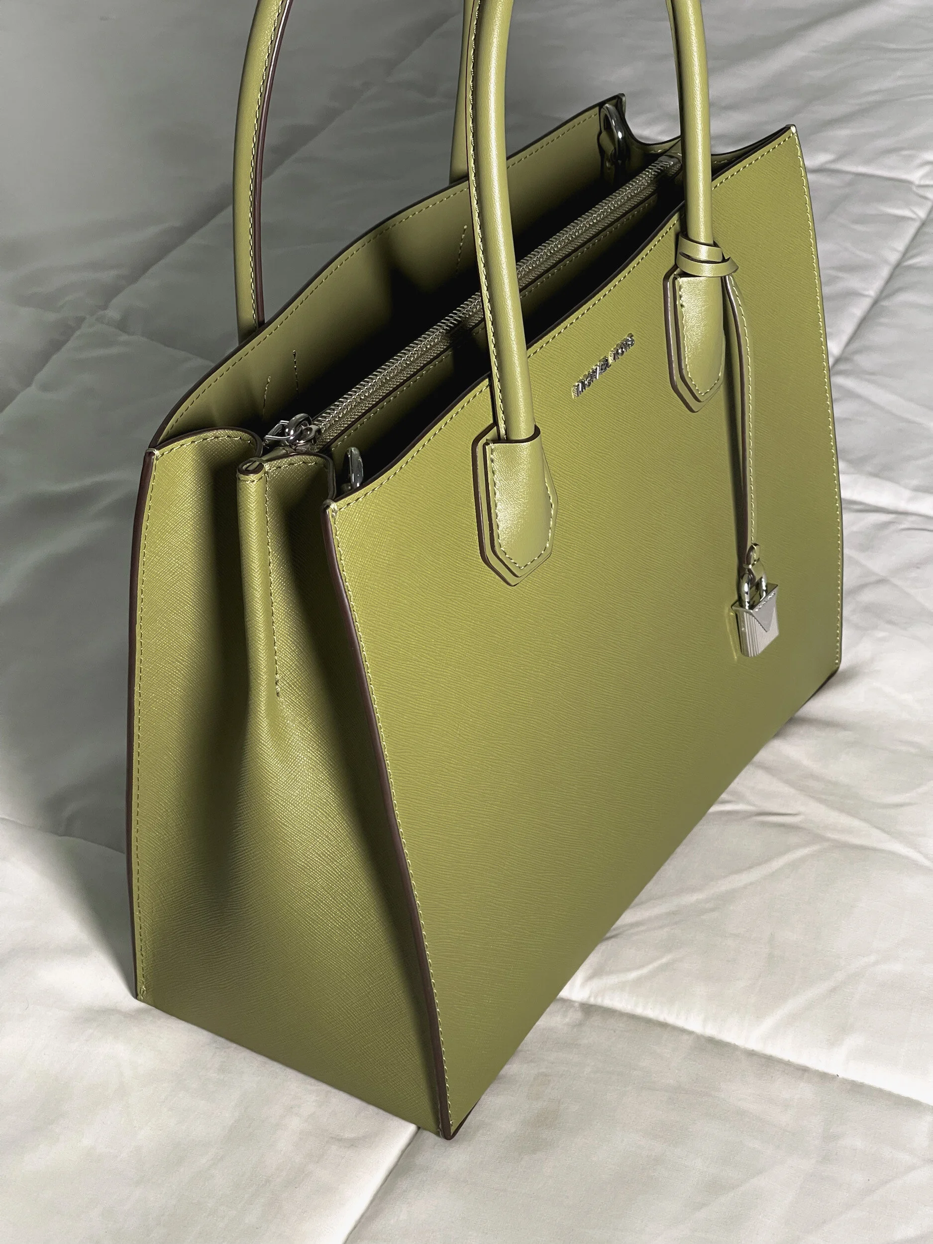 Mercer Large Saffiano Leather Accordion Tote Bag Review | My first